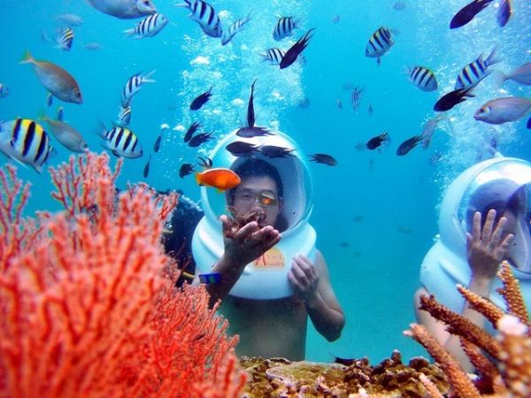 Nha Trang Floating Bar Boat Party Trip